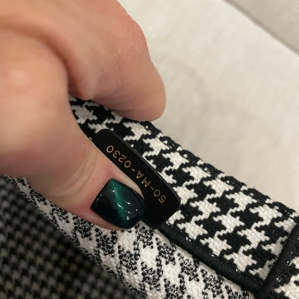 Dior small book tote - Picture 3 of 11